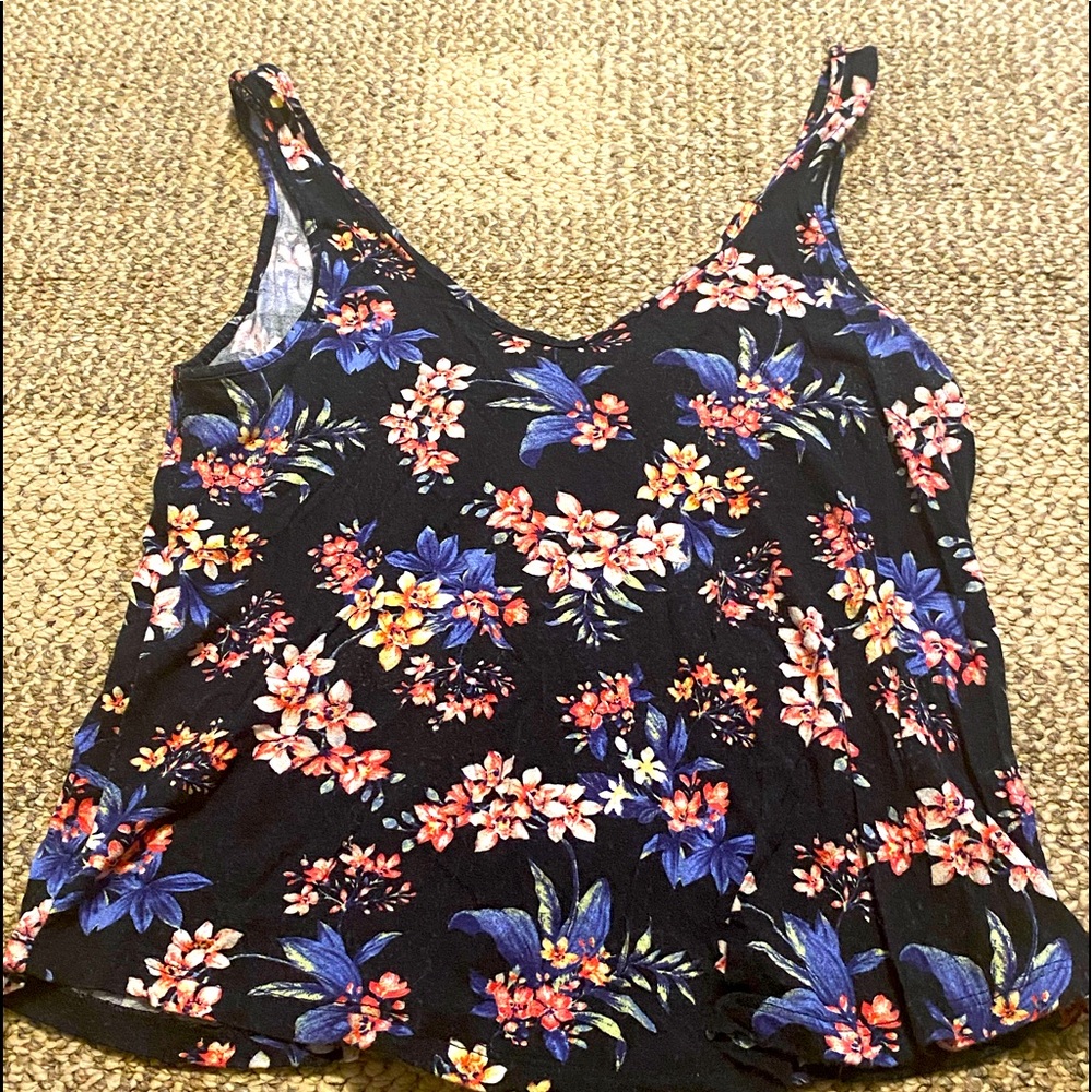 Womens flowy American Eagle tank top